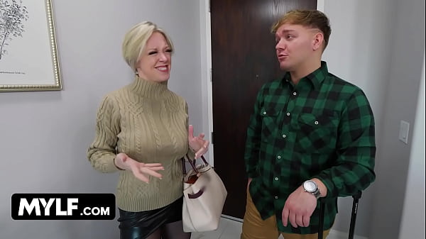 Horny Stepmom Bounces Her Huge Tits Riding Her Hung Stepson - MYLF