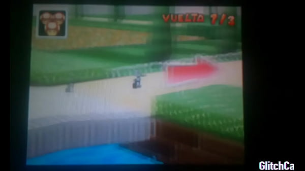 Robot se deja follar con musica de initial d 