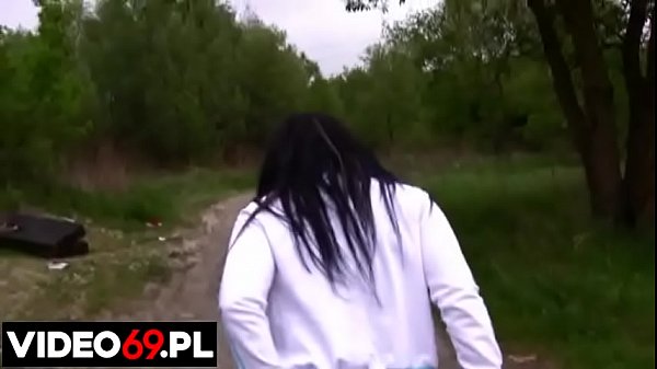 Darmowe filmy erotyczne - Negocjacje z rolnikiem - występuje Natalia