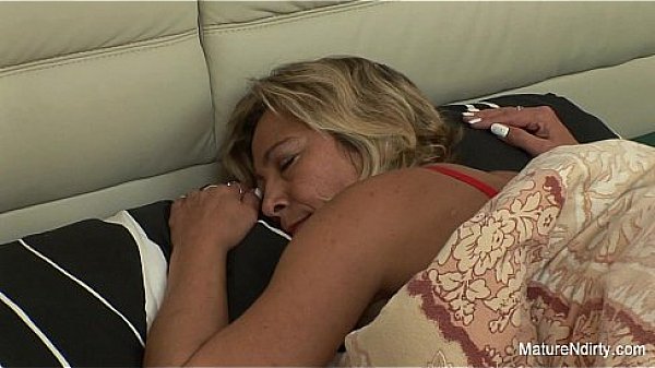 Sexy milf fucked by y. man