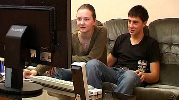 Leggy pretty babe hottie feels dick