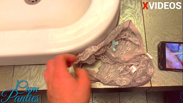 Подставил мою девушку !!! Украл ее трусики и кончил в них