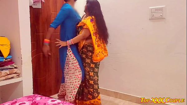 किन्नर नें बड़ी चूचियों वाली गरम भाभी को पटाकर चोद ड़ाला।  