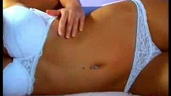 Cute Amateur Babe on Webcam Live Sex Show (8)