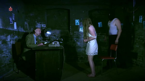 Verh&ouml;r eines s&uuml;&szlig;en nat&uuml;rlichen Dreadm&auml;dchens 1/2 (TRAILER)  