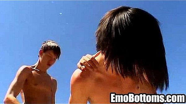 Three emo twinks getting it on by the swimming pool