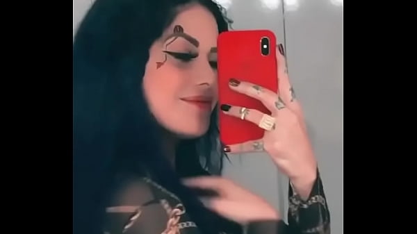 Tati zaqui mostro demais  