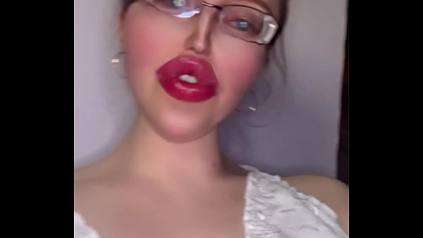 Part 2. Big eyeglasses and big lips storytelling  face