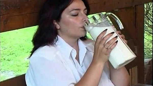 Huge boobs babe squizing hard