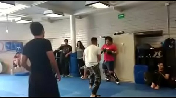 0226A981-D4AC-44B9-9BB2-4FD205C5AAD8.MOV 