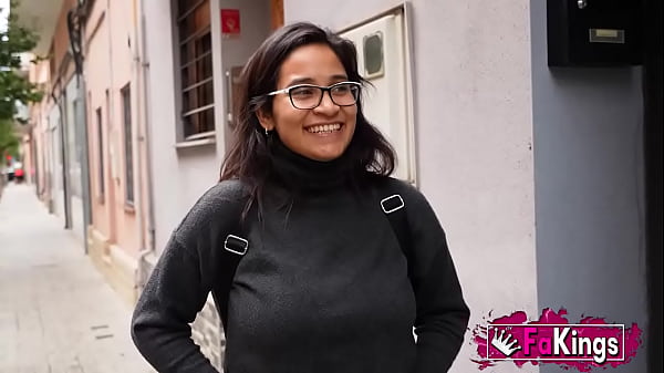 Amazing Latina with great tits Lana Villafuerte wants to make a new life in porn  