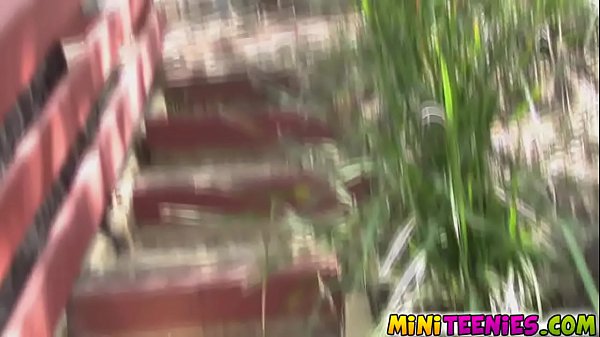 Blair got help in exchange of blowjob  