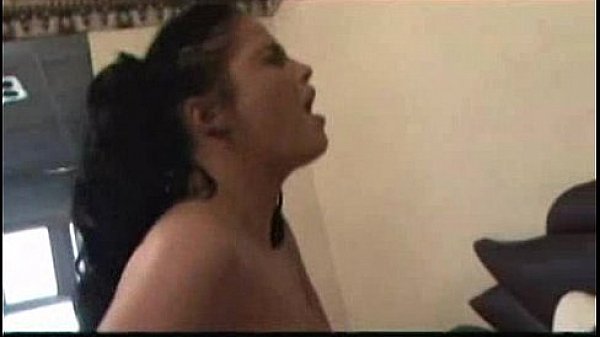 Lanny and Tiffany engage in some lesbian lovemaking