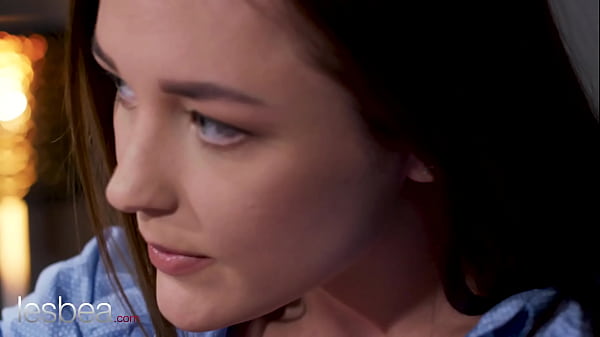 Lesbea Alya Stark facesitting and romantic sex with Czech babe in heels