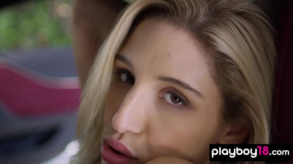 Petite hispanic pornstar introducing her perfect shapes