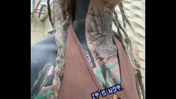 Do you like unique hotels too?  Let me show you this crazy hotel in the heart of Pattaya, Thailand! From stun...