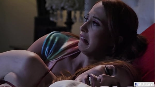 Redhead MILF And StepDaughter Lick Pussies