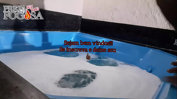 bate papo na hidromassagem