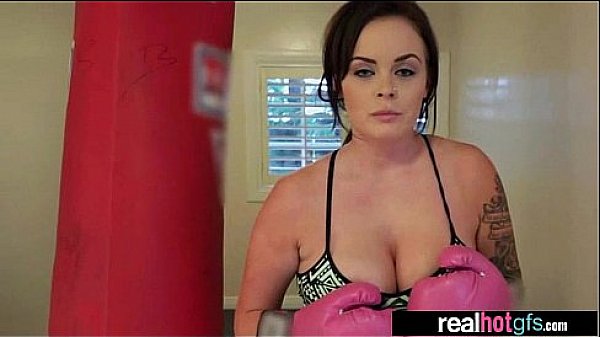 Sex Tape With Amateur Naughty Superb GF (roxii blair) clip-28