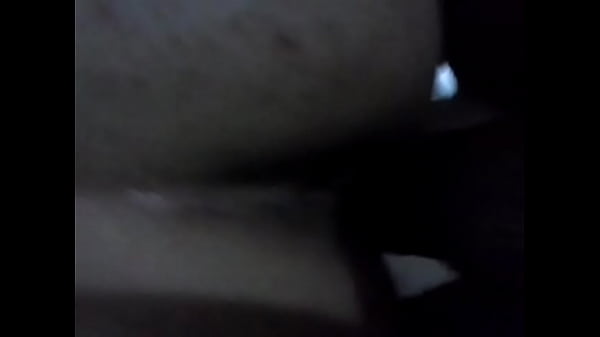 Metendo por tr&aacute;s e gozando gostoso.  