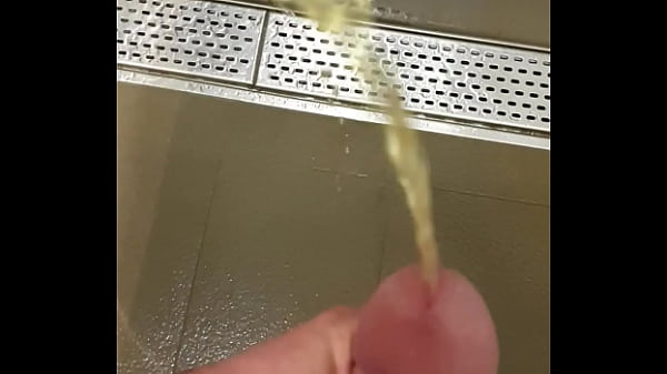 pee shower 