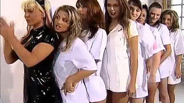 enfermeira safada! patient fucked by 8 GIRLS