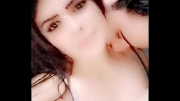 Mi prima est&aacute; bien rica y hermosa