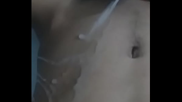 Punheta com leitada farta