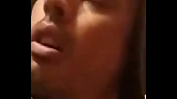 Necesito a alguien REAL!!! Estoy tan cansad@ de estar tan sol@. (Sin lubricante)