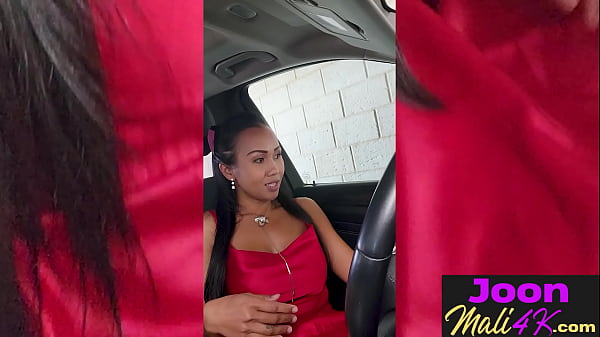 Sexy big booty teen Joon Mali played with her pussy and fucked herself during hot stream with her perverted followers