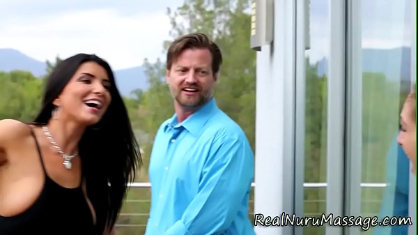 Deepthroat masseuse cum