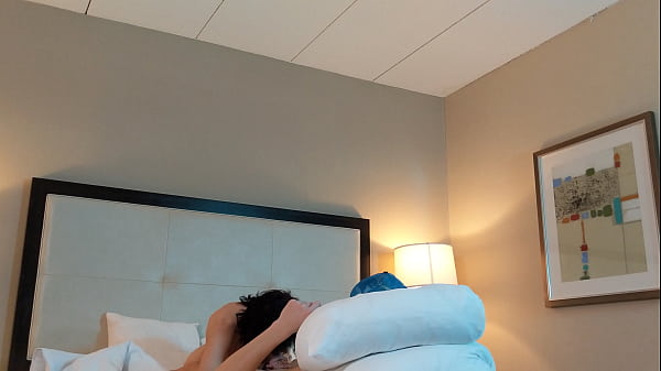 Tatted Teen Sucking Big Dick 