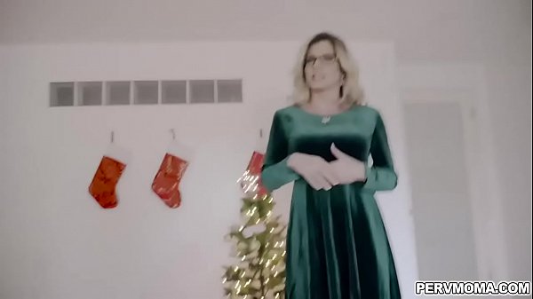 Naughty stepson tastes and fucks MILF pussy