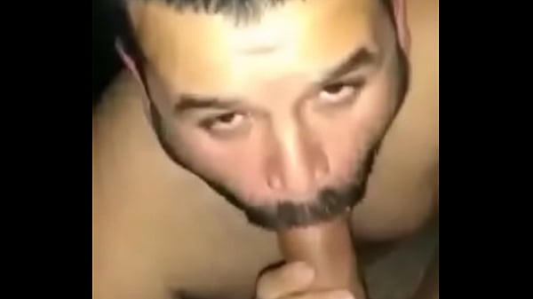 Barbon maduro se come mi enorme verga