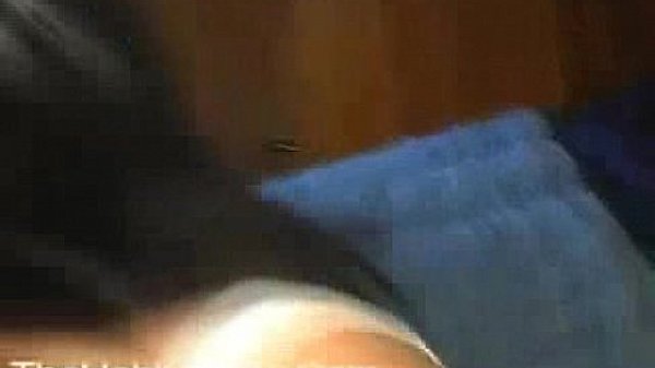 fifi the freak of  the week takes a peek