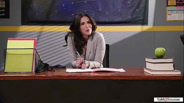 Milf college professor Casey Calvert seduces busty tgirl teaching assistent Autumn Rain.The big tits tattooed shemale licks and bangs the brunette