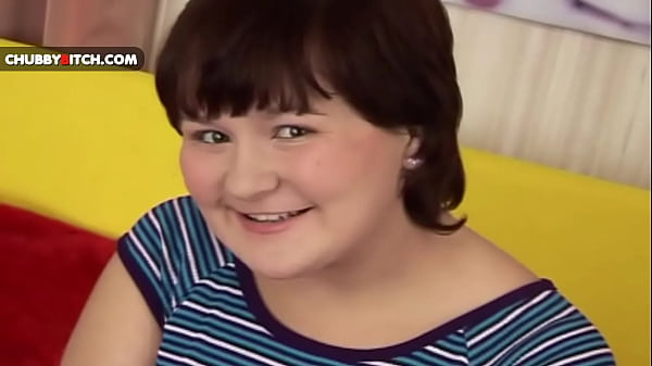 Chubby teen smiling, sucking and riding