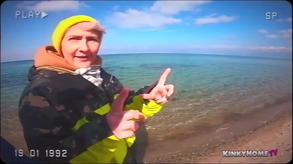 Sissy Pet - Let his balls get some air!