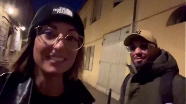 Pam visite Aix &agrave; sa mani&egrave;re...