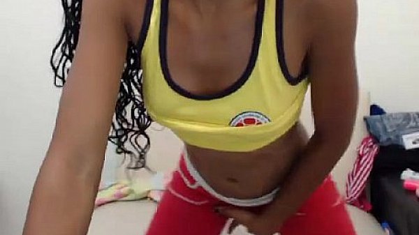 ebony girl strips down and gives a show
