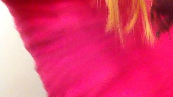 Ugly Crystal has some blowing skills