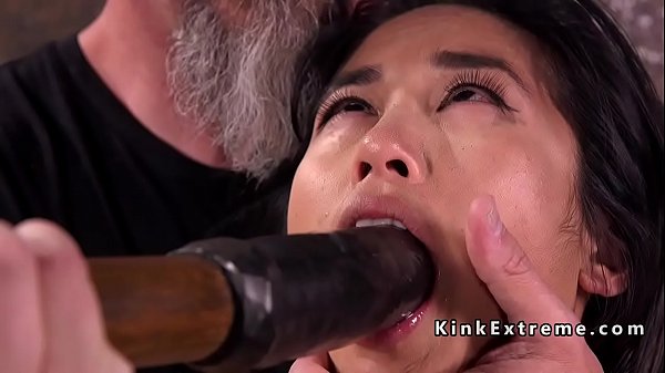 Asian sub in suspension feet t.