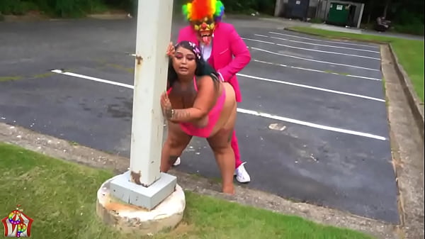 BBW girl gets fucked on the side of the highway by a clown