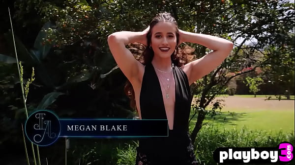 Perfect teen Ashley Nash exposed her beautiful body and posed naked 