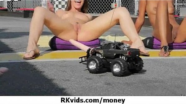 Amateur Chick Takes Money For A Fuck 9