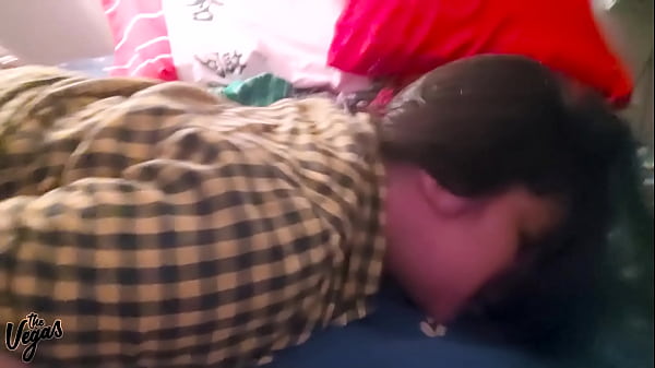 My best friend lost the bet so she had to pay with pussy and let me record!