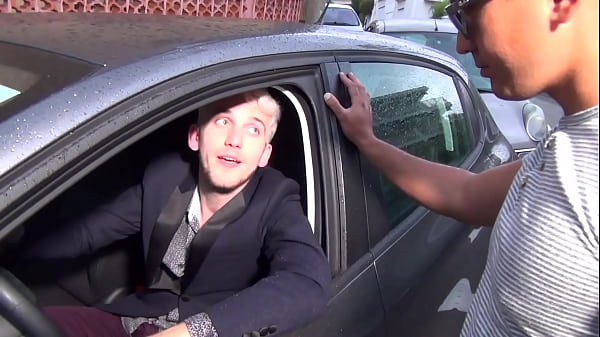 Teaser - Xavier Sibley bonne pute soumis &agrave; la grosse queue de son patron Thiago Monte 