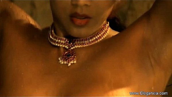 Exotic MILF Dancer From New Delhi 