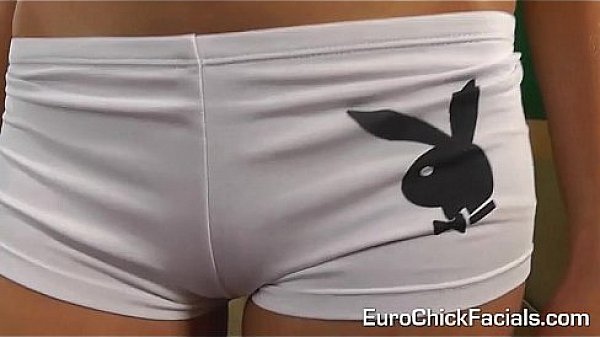 Newbie works my shaft with her hands