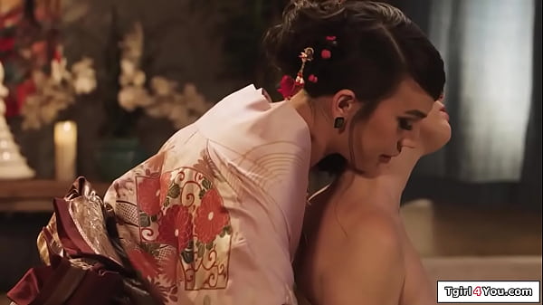 Small tits ladyboy Kasey Kei helps a petite girl undress and they kiss.The asian trans facefucks her and the babe gives her a footjob.The ts fucks her 